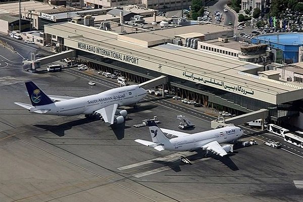   مطارات إيرانية تلغى رحلاتها حتى صباح الغد 