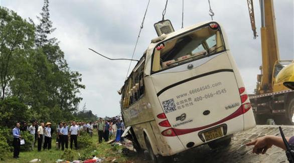مقتل سبعة وإصابة 21 في حادث تحطم حافلة بالمكسيك