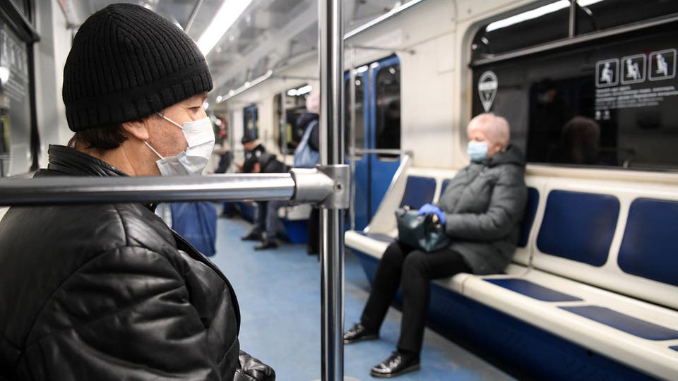 استئناف عملية تغريم ركاب مترو موسكو لعدم ارتداء الأقنعة الطبية 