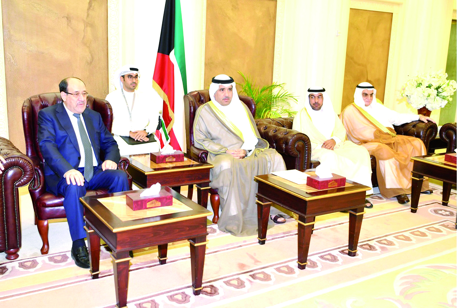 الرويعي: الكويت ملتزمة حكومة وشعبًا بسياسة سمو الأمير تجاه الدول الشقيقة والصديقة