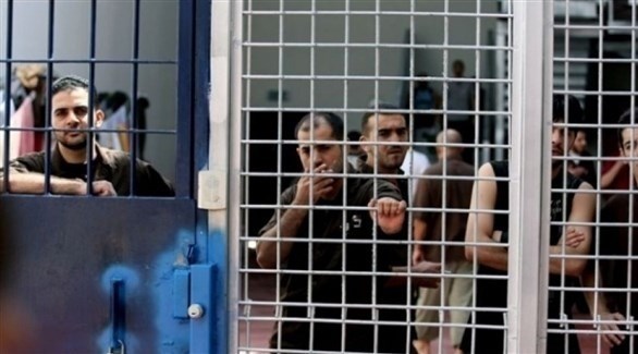 الأسرى الفلسطينيون الإداريون يواصلون مقاطعة المحاكم الإسرائيلية