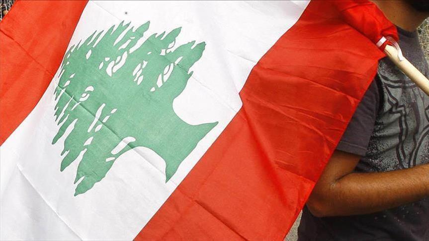 توتر في بلده لبنانية إثر محاولة القبض على وزير درزي سابق