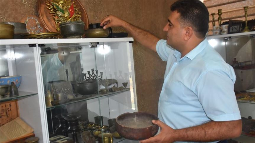 رجل أعمال تركي يجمع نحو 5 آلاف قطعة تحمل قيمة أثرية