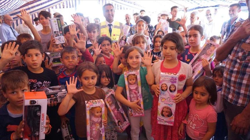 "تيكا" التركية تقدم مساعدات للمحتاجين ومتضرري الإرهاب في العراق