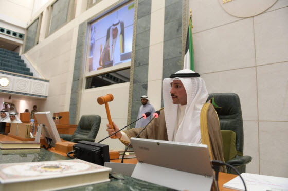 رئيس مجلس الأمة يرفع الجلسة إلى حين تشكيل الحكومة الجديدة