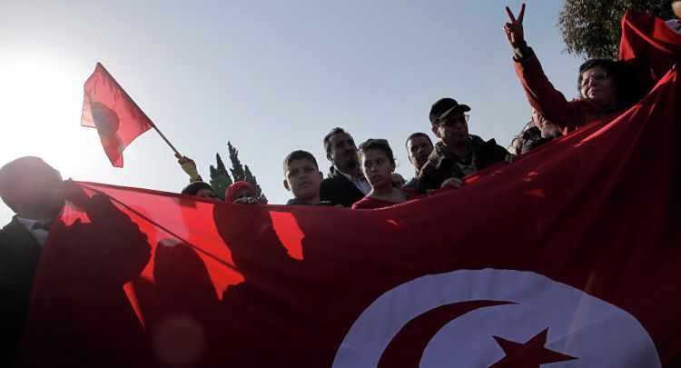 تونس.. أكبر نقابة عمالية تلغي إضراب الأربعاء المقبل