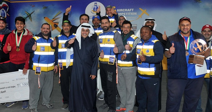 النادي العلمي توج الفائزين بالمراكز الأولى لمسابقته الدولية الثالثة للطيران اللاسلكي