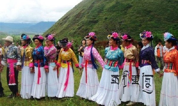 قبائل الموسو أعلى جبال الهملايا ... مقاليد الحكم للنساء فقط