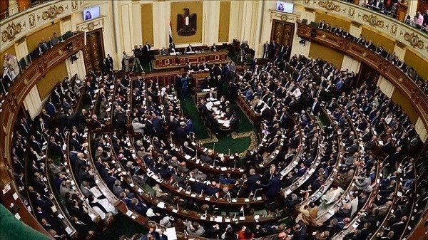 البرلمان المصري: لا علاقة بين قانون منح الجنسية و"صفقة القرن"