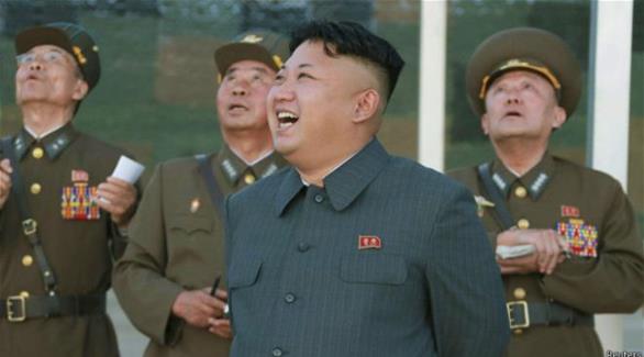 الزعيم الكوري الشمالي يشرف على تجربة صاروخية جديدة