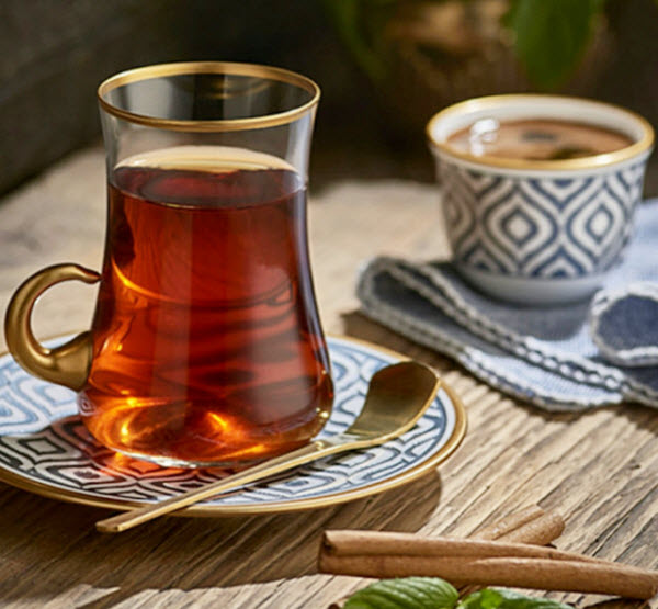  أكاديمية تركية: الشاي والقهوة والأطعمة الدهنية والمالحة والسكرية بإفراط تزيد العطش في رمضان 