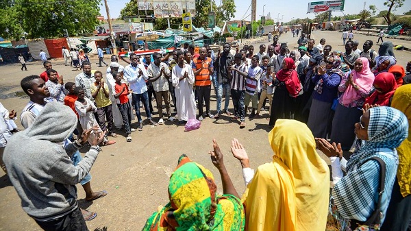 السودان: "المهنيين" يدعو ليوم دعائي للعصيان المدني