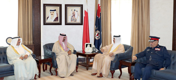 وزير الداخلية البحريني يشيد بعمق العلاقات بين بلاده ودولة الكويت
