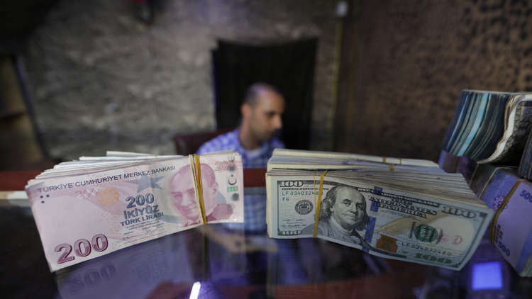 الليرة التركية تقفز أمام الدولار لأعلى مستوى لها في 3 أشهر