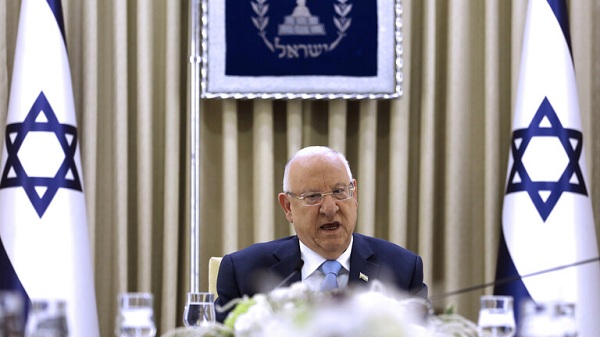رئيس إسرائيل قد يكلف نتنياهو بتشكيل حكومة قبل نهاية اليوم