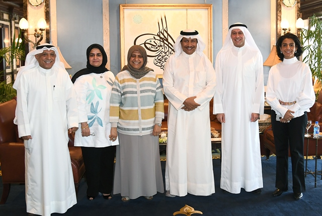 سمو رئيس مجلس الوزراء يستقبل رئيس وأعضاء الجمعية الكويتية لجودة التعليم