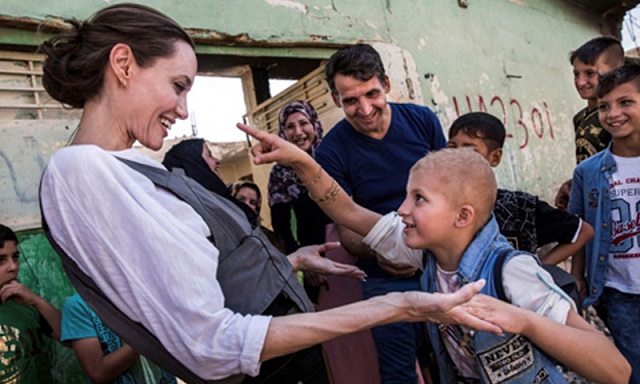 الممثلة الأمريكية أنجلينا جولي في الموصل 