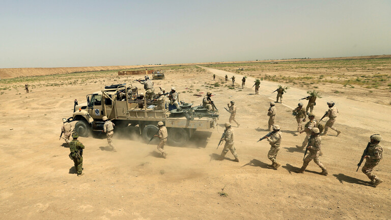 مقتل وجرح 14 عنصرا من الجيش العراقي والحشد العشائري بانفجار سيارة مفخخة