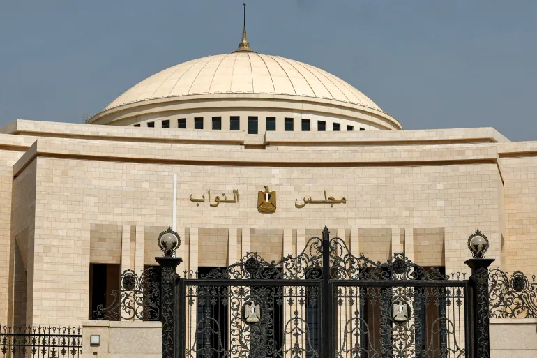 مصری پارلیمنٹ سعودی عرب کو فوجی مدد دینے کی منظوری دیتی ہے