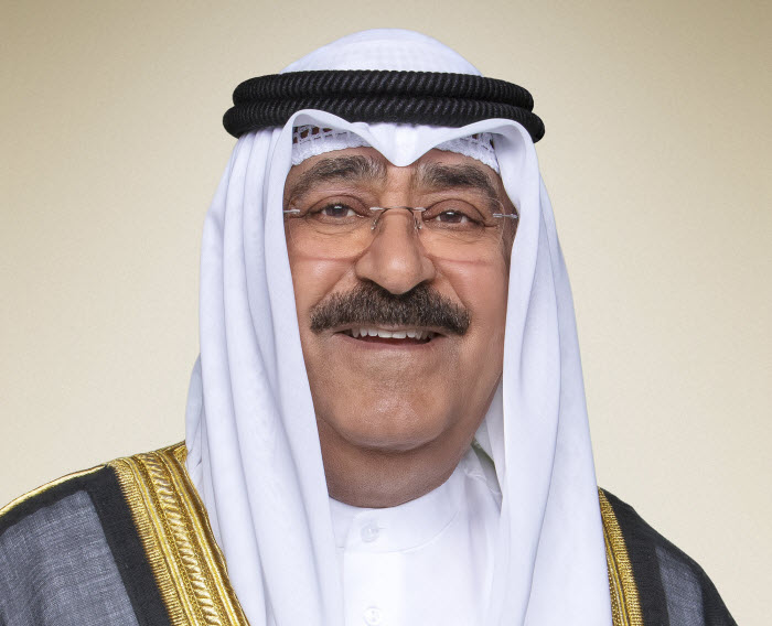  الأمير هنأ قطر والأردن  ويشهد تخريج الطلبة الضباط