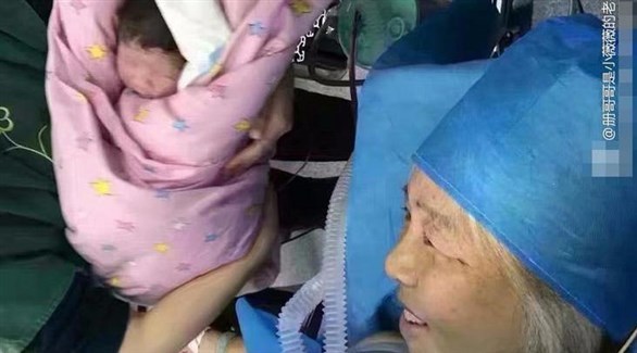 صينية تنجب طفلاً وهي في الـ64 من العمر