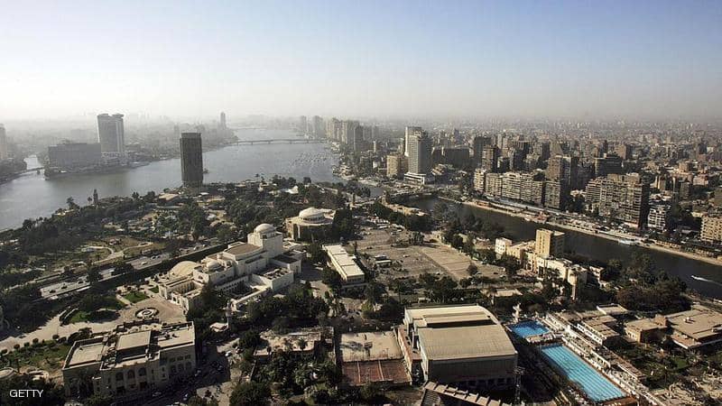 السيسي يطالب بإخلاء القاهرة من الوزارات والمقار الإدارية