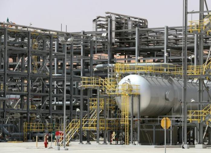 النفط يسجل أعلى سعر في أسبوع وسط مخاوف بشأن إيران