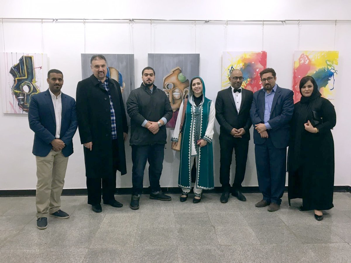 افتتاح معرض فني تشكيلي ضمن فعاليات أسبوع ثقافي كويتي في "الأهواز"  