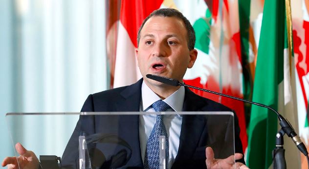 وزير الخارجية اللبنانية يقترح قانونا ينظم اللجوء ويحفظ سيادة لبنان 