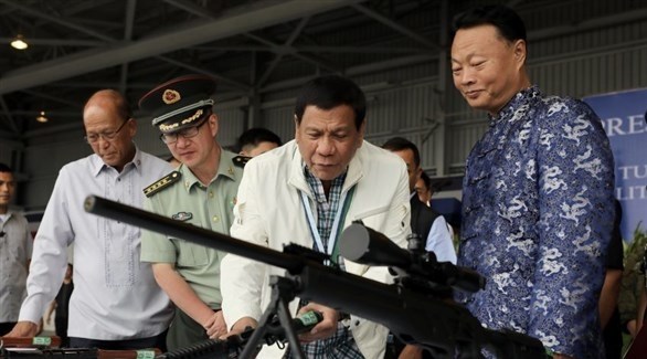 الصين تتبرع بعتاد وأسلحة وذخيرة للفلبين
