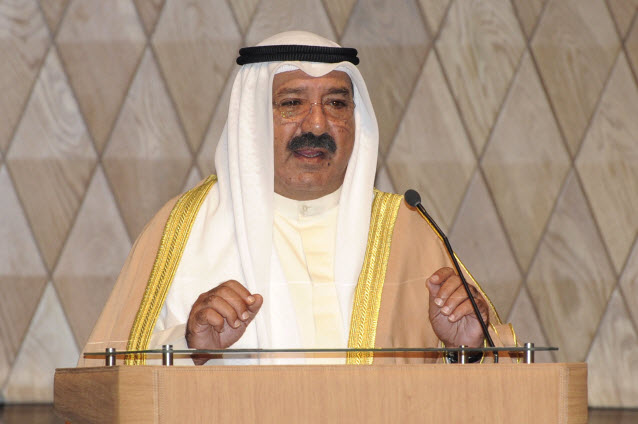 وزير شؤون الديوان الأميري يؤكد أهمية الجزر الكويتية في تطوير الاقتصاد المحلي 