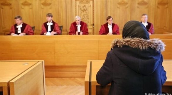 ألمانيا: محاكمة 30 متهماً الاعتداء على لاجئين وتعذيبهم