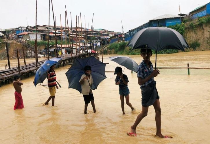 بنجلادش تدعو للضغط على ميانمار للسماح بعودة الروهينجا إلى ديارهم