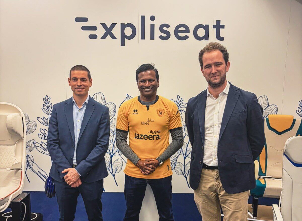  ɻ   tiseat 2x   a320 