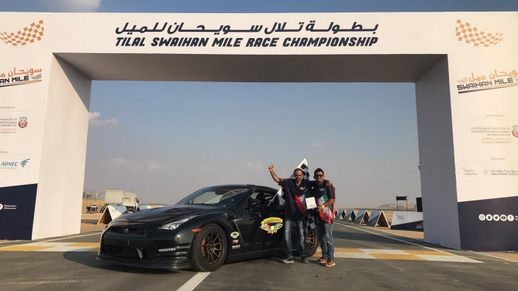 فريق "باسل الصباح" يحل ثالثا بانطلاقة بطولة سباق السيارات في ابوظبي