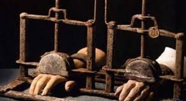 خطوات عالمية حثيثة لمنع الاتجار في أدوات التعذيب .فهل يرضي المعذبين
