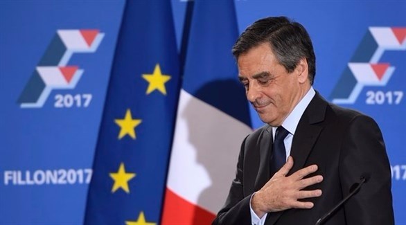 استطلاع يتوقع فوز فيون بسهولة بجولة الإعادة لانتخابات فرنسا