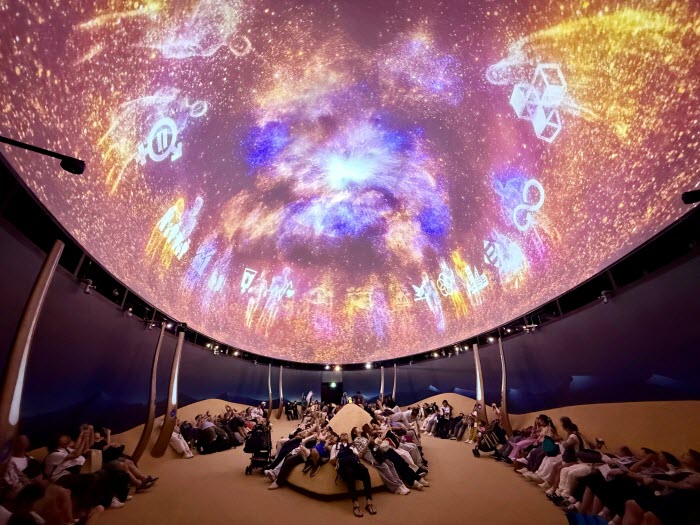          2025 ǻ       