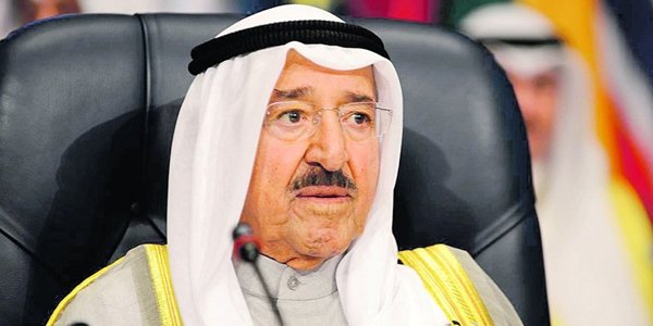 سمو الأمير يتوجه غدا إلى السعودية لترؤس وفد الكويت في قمم مكة الثلاث