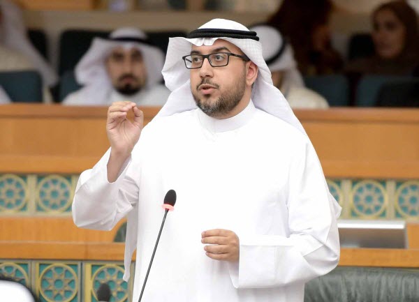 أسامة الشاهين يسأل وزير الصحة عن وظائف ومرتبات الأطباء البشريين وأطباء الأسنان الكويتيين والمتعلقة ببدل الخفارة