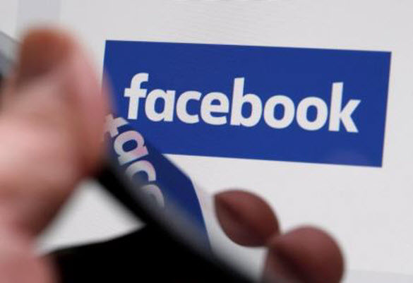 فيسبوك يحذر مستخدميه من نشر أخبار كاذبة قبل انتخابات بريطانيا