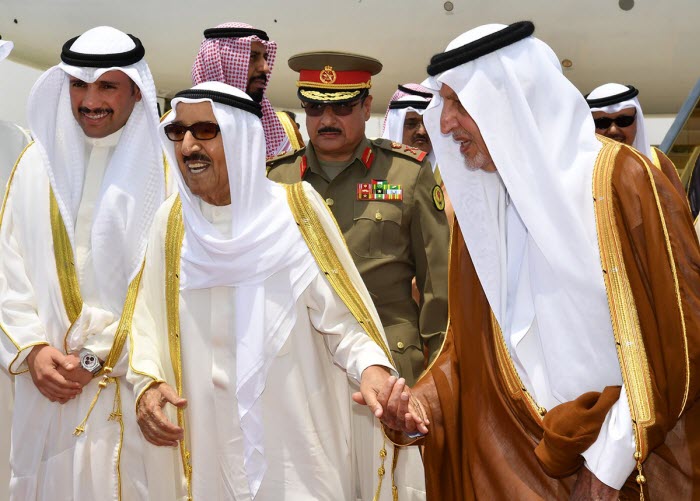 سمو الأمير يترأس وفد الكويت في قمم مكة