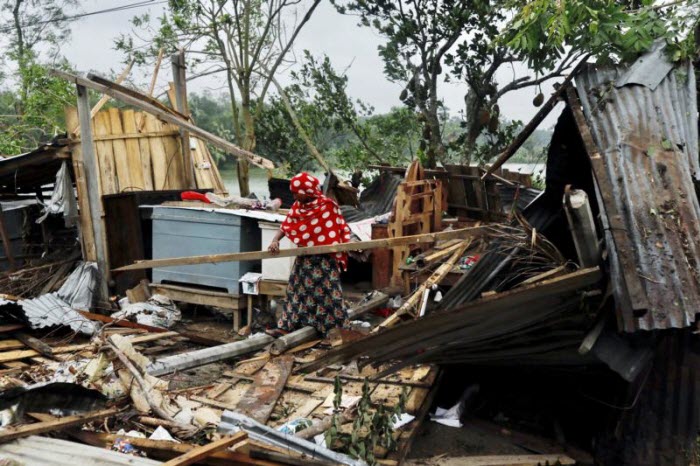 13 مليار دولار خسائر الهند من إعصار أمفان