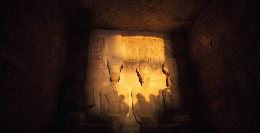 مصر: تعامد الشمس على وجه رمسيس الثاني لمدة 20 دقيقة 