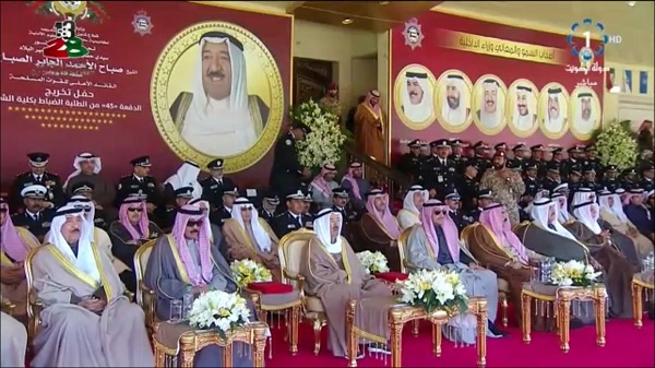 سمو الأمير يرعى حفل تخريج 402 ضابط من أكاديمية سعد العبدالله