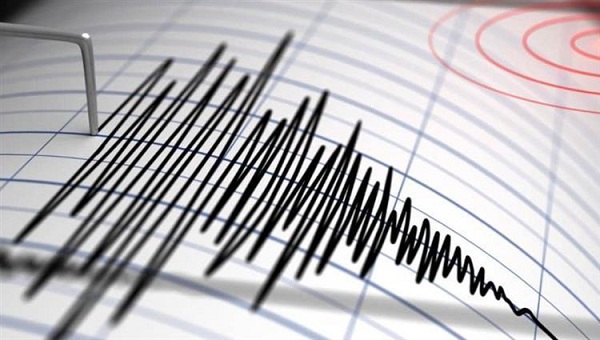 زلزال بقوة 5.9 درجة يضرب جزيرة جاوة بإندونيسيا