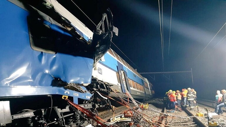  4 قتلى وعشرات الجرحى في اصطدام قطارين في التشيك