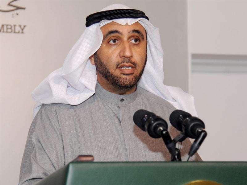 الدلال يسأل بلدية الكويت عن أسباب زيادة رسوم بعض الخدمات  