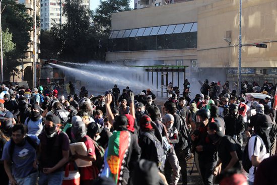 استمرار الاحتجاجات في تشيلي للأسبوع الرابع
