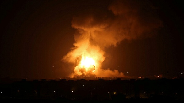 مقاتلات الاحتلال تستهدف مواقع في قطاع غزة بغارات جوية